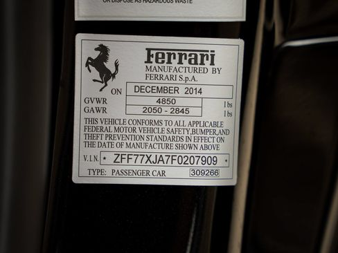 Used 2015 Ferrari California T RWD image 70
