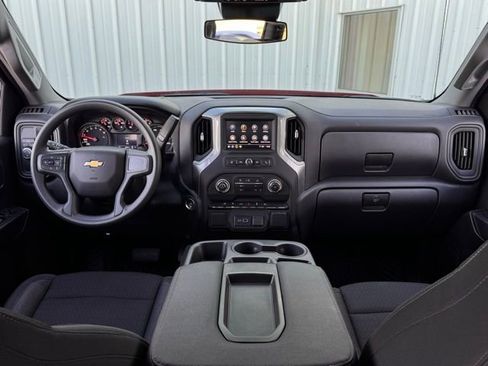 Used 2024 Chevrolet Silverado 1500 Custom image 5