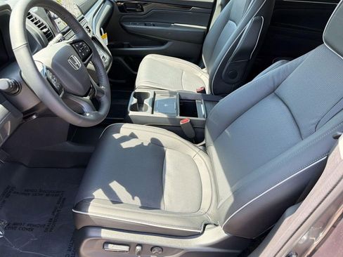 New 2026 Honda Odyssey Elite image 5