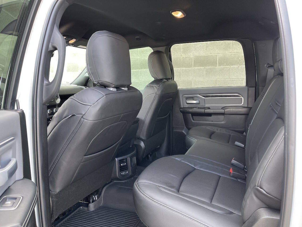 Used 2023 RAM 2500 Big Horn w/ Cold Weather Group AWD/4WD image 15
