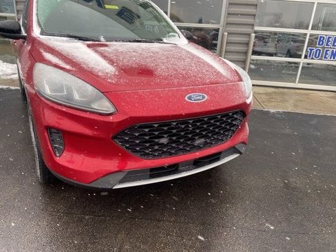 Certified 2020 Ford Escape SE Sport image 5