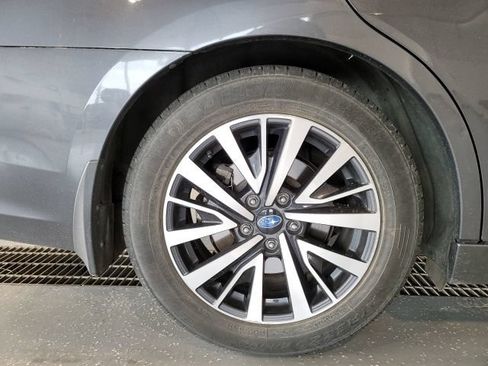Used 2018 Subaru Legacy 2.5i Premium AWD/4WD image 12