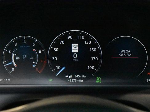 Used 2017 Jaguar XJ R RWD image 18