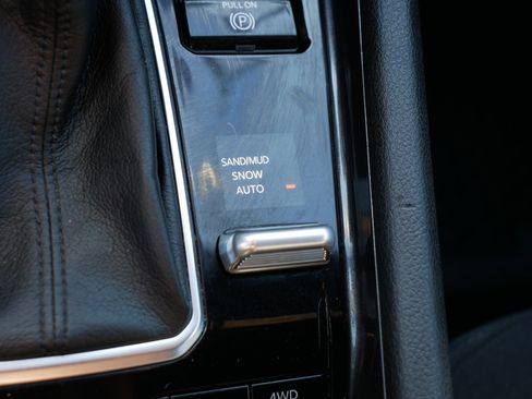 Used 2023 Jeep Compass Sport image 28