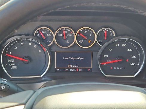 Used 2021 Chevrolet Silverado 1500 LT AWD/4WD image 12