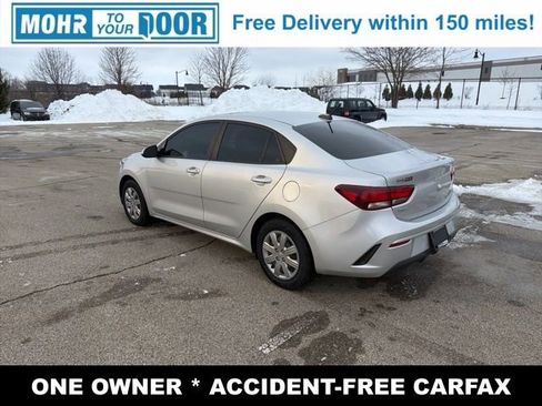 Used 2022 Kia Rio S image 3