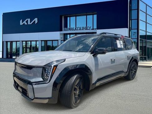 New 2026 Kia EV9 GT-Line AWD/4WD image 3