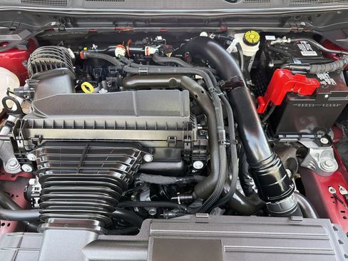 Used 2023 Lincoln Corsair FWD image 11