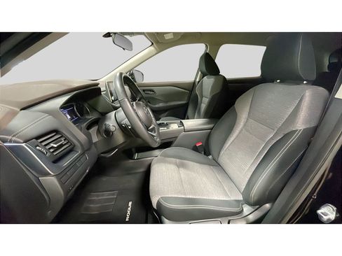 Used 2021 Nissan Rogue S FWD image 12