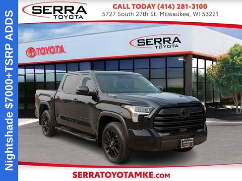 Used 2025 Toyota Tundra Limited AWD/4WD image 1