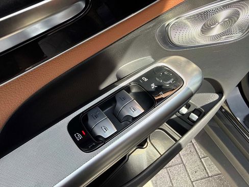 Used 2026 Mercedes-Benz GLC 350e 4MATIC image 18