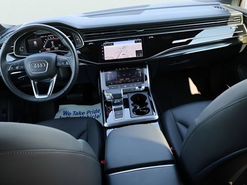 Used 2025 Audi Q7 3.0T Premium Plus AWD/4WD image 14