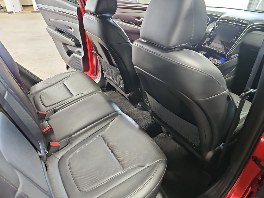 Used 2022 Hyundai Tucson SEL w/ Convenience + Premium Package AWD/4WD image 11