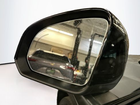 Used 2026 Volvo XC40 B5 Plus AWD/4WD image 16