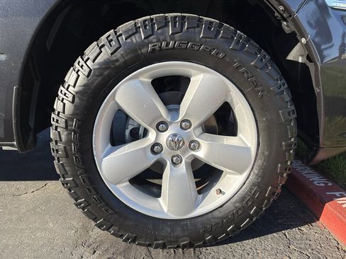 Used 2014 RAM 1500 Express image 15