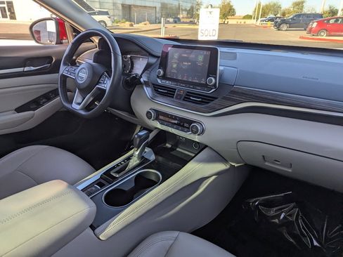 Certified 2021 Nissan Altima 2.5 SL image 13