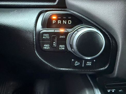 Used 2019 RAM 1500 Big Horn image 19