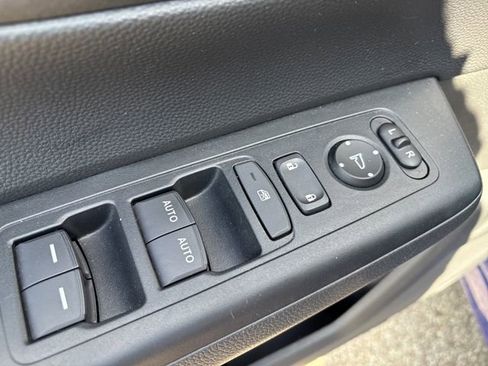 Used 2024 Honda CR-V Sport image 13