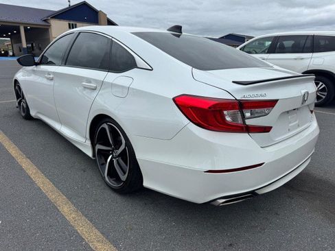 Used 2021 Honda Accord Sport image 3