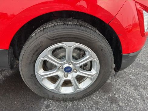 Used 2018 Ford EcoSport SE image 2