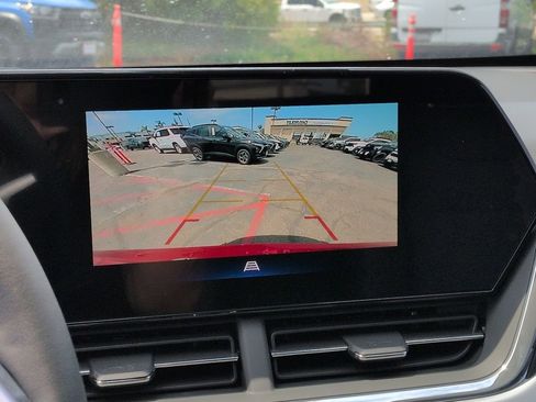 New 2026 Chevrolet Trax LT w/ Driver Confidence Package FWD image 15