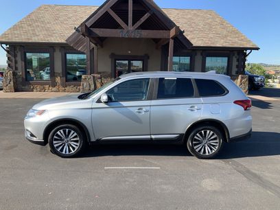 Used 2020 Mitsubishi Outlander SE