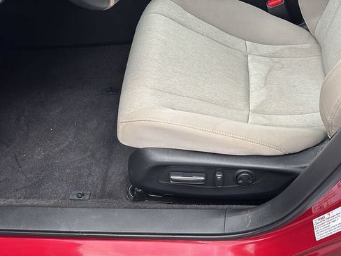 Used 2024 Honda Accord EX image 23