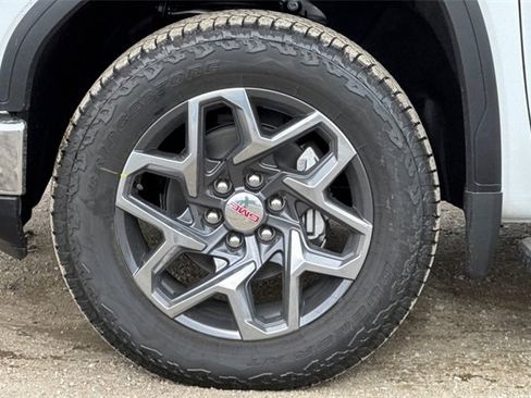 New 2026 GMC Sierra 1500 SLT w/ SLT Premium Plus Package image 11