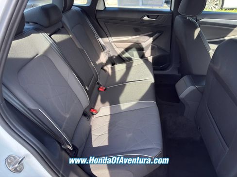 Used 2025 Volkswagen Jetta Sport FWD image 11