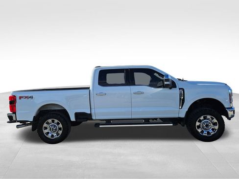 Used 2024 Ford F250 Lariat w/ Chrome Package image 5