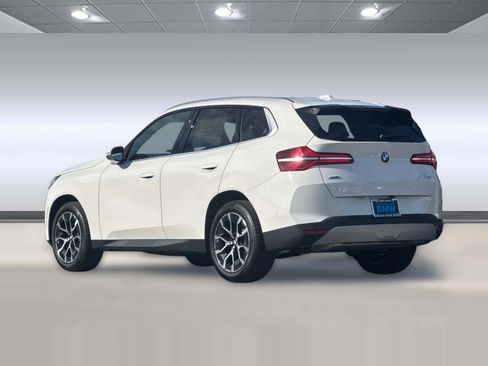 Used 2026 BMW X3 xDrive30i w/ Premium Package AWD/4WD image 3