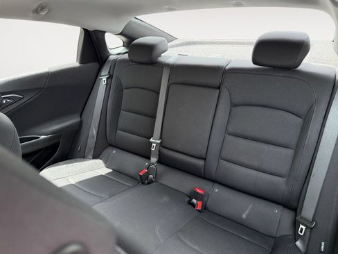 Used 2022 Chevrolet Malibu LT FWD image 13