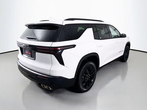 New 2026 Chevrolet Traverse LT w/ Midnight/Sport Edition FWD image 9