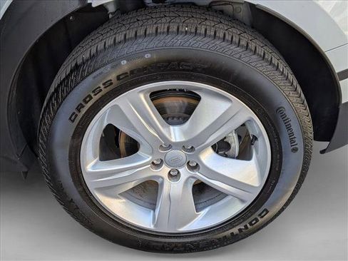 Certified 2026 Land Rover Range Rover Velar S image 25