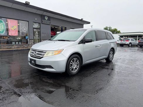 Used 2011 Honda Odyssey EX image 2