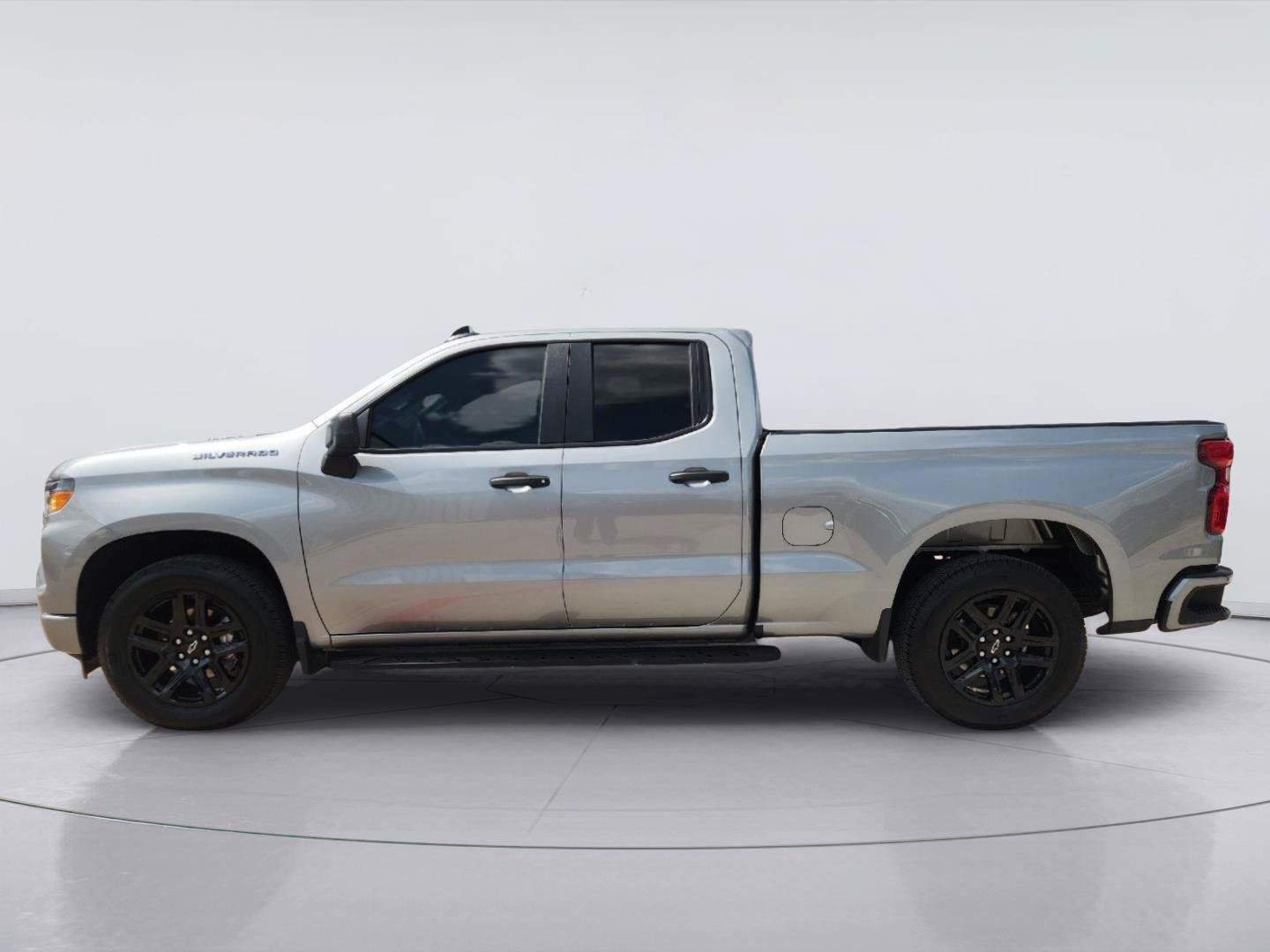 Certified 2026 Chevrolet Silverado 1500 Custom RWD image 4