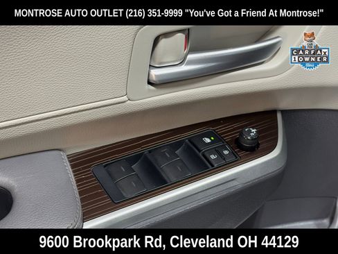 Used 2023 Toyota Sienna XLE image 12