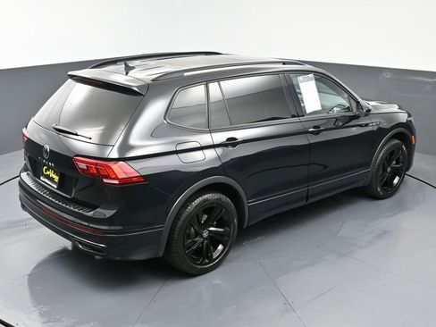 Used 2023 Volkswagen Tiguan SE R-Line image 45