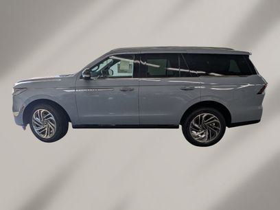 New 2025 Lincoln Navigator Reserve