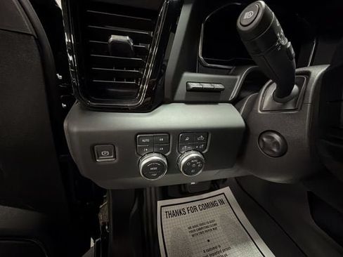 Used 2024 GMC Sierra 1500 AT4 w/ Technology Package AWD/4WD image 23