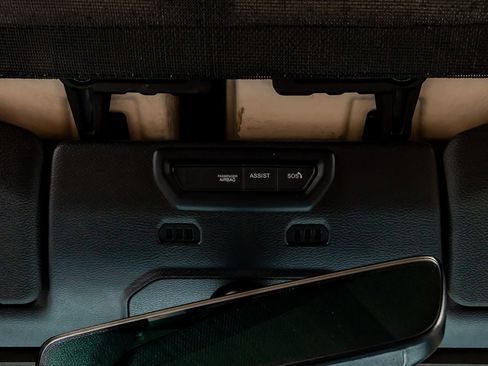 Used 2021 Jeep Wrangler Unlimited Sahara image 28