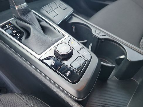 Used 2023 Kia Sportage LX image 30