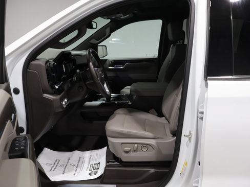 Used 2023 GMC Sierra 1500 SLT w/ SLT Premium Package AWD/4WD image 11