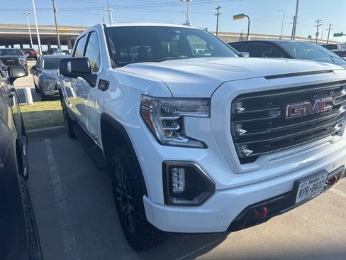 Used 2022 GMC Sierra 1500 AT4 w/ AT4 Premium Package image 2