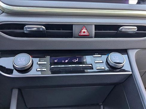 Used 2022 Hyundai Sonata SEL Plus w/ Cargo Package image 10