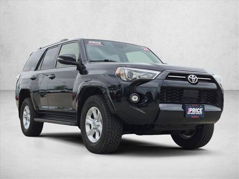 Used 2024 Toyota 4Runner SR5 Premium AWD/4WD image 3