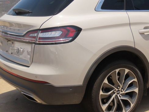 Used 2023 Lincoln Nautilus Reserve w/ Equipment Group 201A AWD/4WD image 10