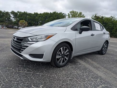 Used 2025 Nissan Versa S w/ S Plus Package image 9