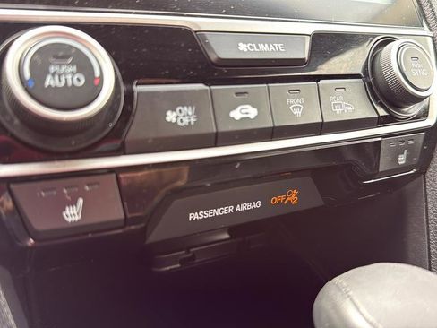 Used 2018 Honda Civic EX-L image 22