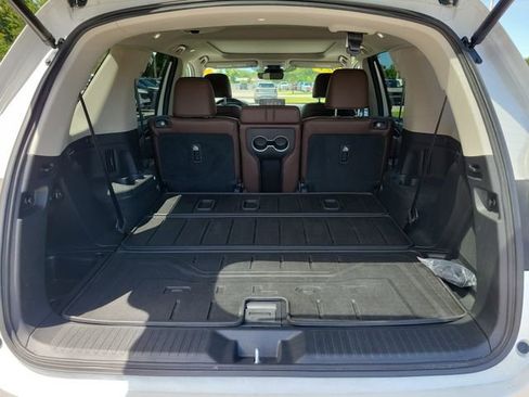 Used 2025 Honda Pilot Elite image 10